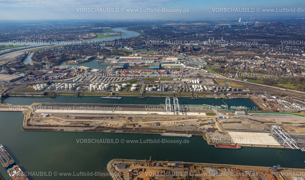 Duisburg240304338 | Luftbild, Duisport - Duisburger Hafen, Hafengebiet mit Ölinsel und Kohleninsel, Ruhrort, Duisburg, Ruhrgebiet, Nordrhein-Westfalen, Deutschland, Duisburg-N