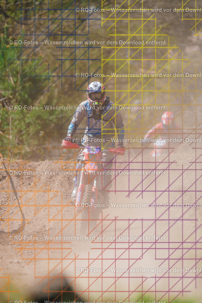 2 Lauf Mernes-670 | Sportfotografie von RO-Fotos: Motorsport, Motocross, Enduro, Laufveranstaltungen und Triathlon. Professionelle Fotos von Sportlern und Events. - Realisiert mit Pictrs.com