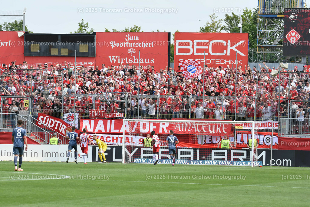 3. Football - League Wuerzburg vs. Bayern II | 3. Football - League Wuerzburg vs. Bayern II, Wuerzburger Kickers vs. Bayern Muenchen II on 20.07.2019 in the Flyeralarm ARENA in Wuerzburg, (Germany)



DFL REGULATIONS PROHIBIT ANY USE OF PHOTOGRAPHS as IMAGE SEQUENCES and/or QUASI-VIDEO. - Realisiert mit Pictrs.com
