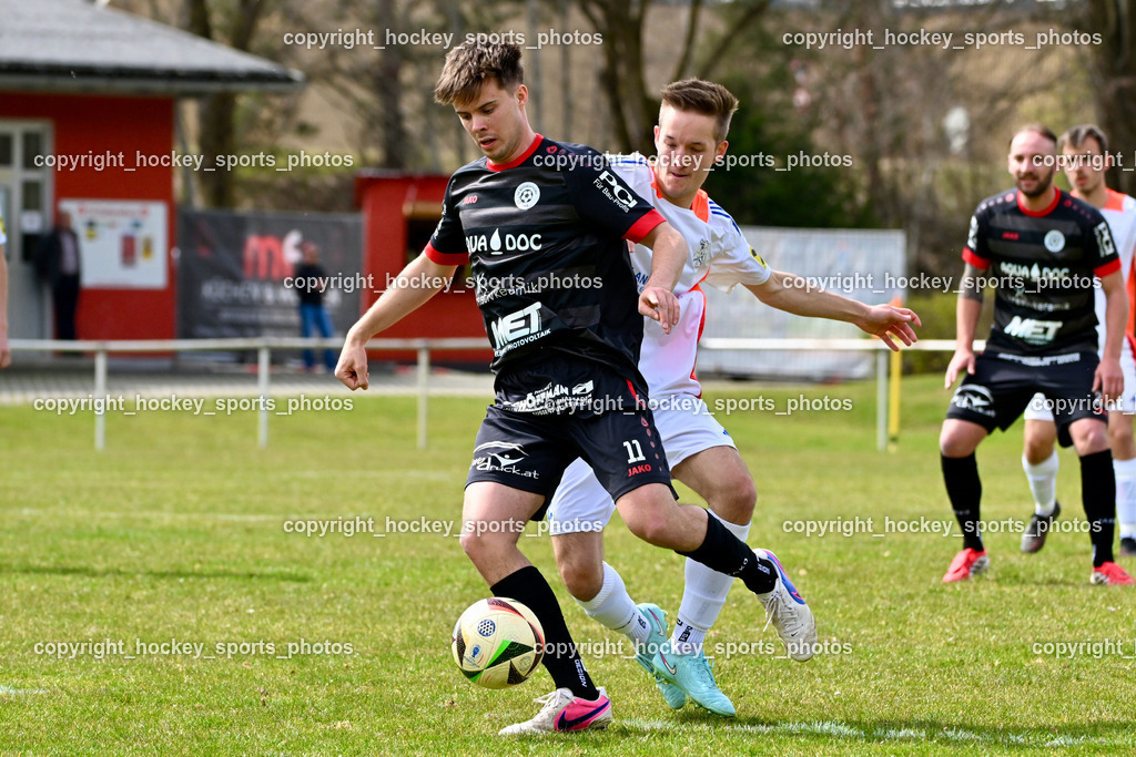 SV Rothenthurn vs. FC Dölsach | #11 Florian Alfred Hackl SV Rothenthurn, #22 Marcel Ferdinand Granegger FC Dölsach, SV Rothenthurn vs. FC Dölsach, SV Rothenthurn vs. FC Dölsach am 04.04.2026 in Rothenthurn (Sportplatz Rothenthurn), Austria, (Photo by Bernd Stefan)