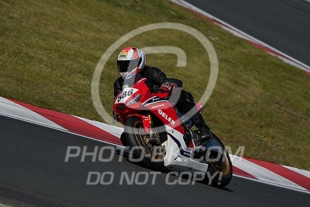 2025_05_13_PBK_23673 | Sportfotografie; SlowMotion; Video; Rennstrecke; Hafeneger; Speer; Racing; RSE; BMW; CBO; Trackday; Motorsportarena; Hockenheimring; Brno; Most; Barcelona; Valencia