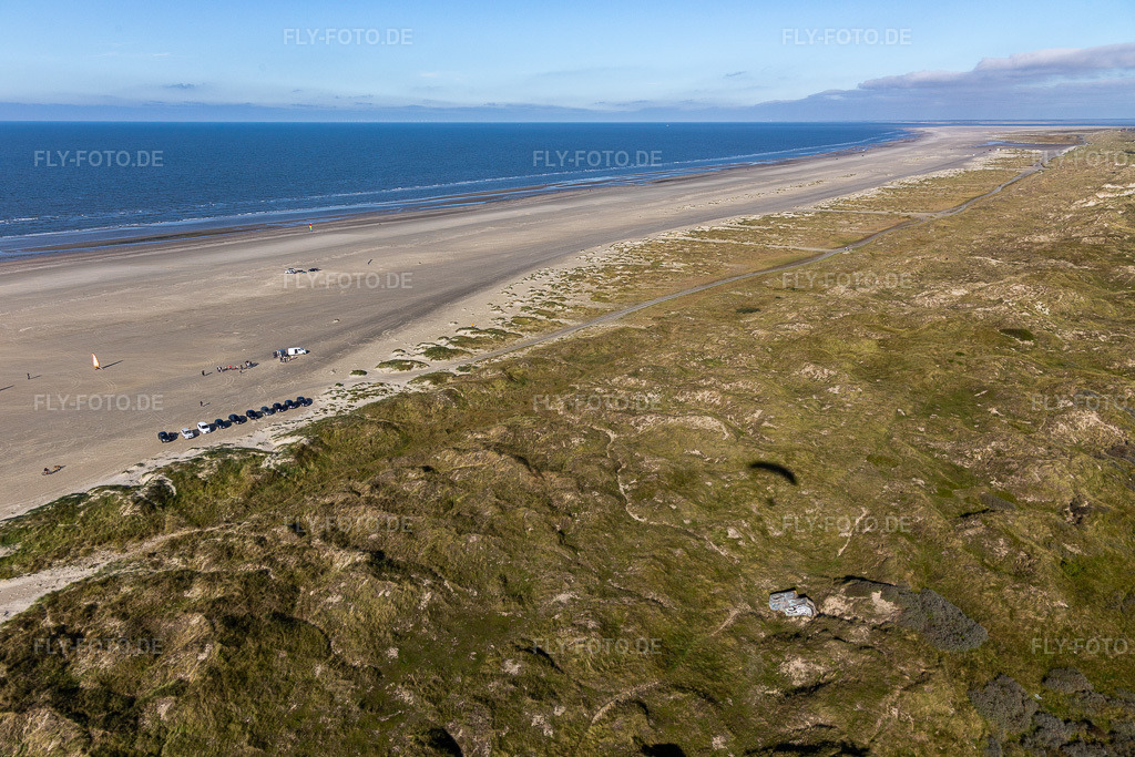 Luftbild: Bunker in den Dünen in Fanø im Bundesland Syddanmark in Dänemark. Foto: IMG_118633.jpg vom 21.09.2019 durch Werner Riehm/FLY-FOTO.de