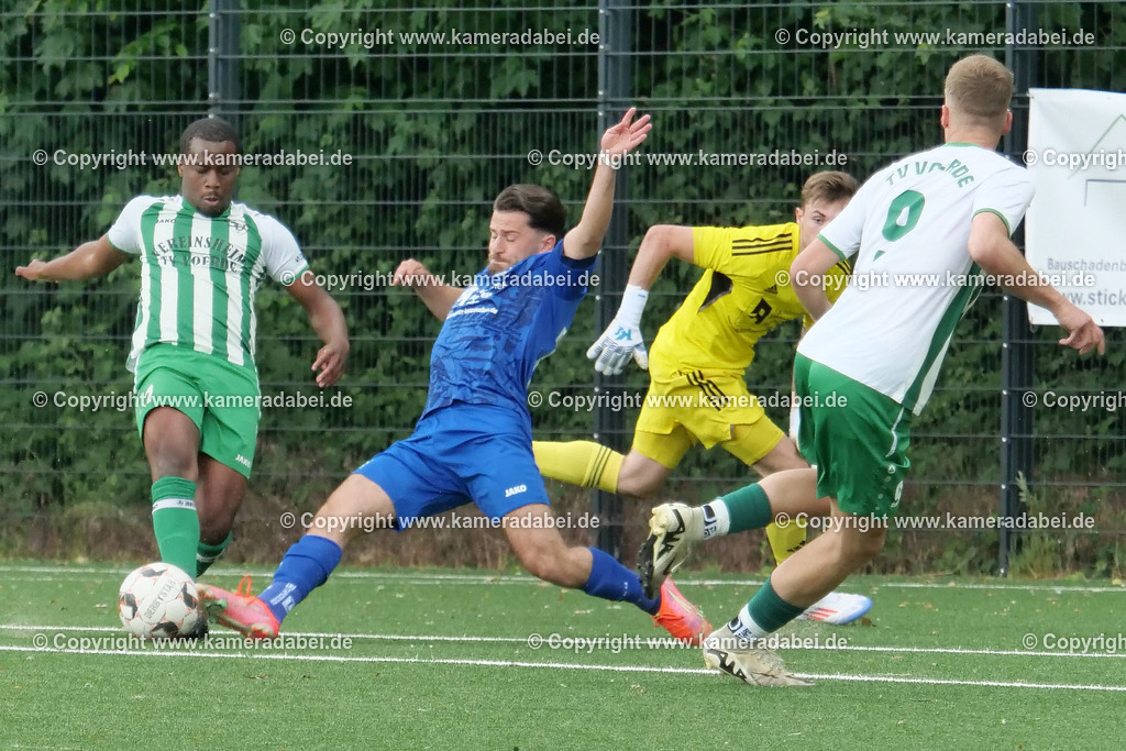 Fußball : Bezirksliga : TV Voerde - FC Sterkrade 72 | Fußball : Bezirksliga : TV Voerde - FC Sterkrade 72 am 25.05.2025 in Voerde - Realisiert mit Pictrs.com