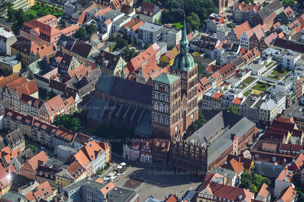 3638144 | STRALSUND 25.08.2016 Kirchengebäude der Sankt Nikolai -Gemeinde im Ortsteil Andershof in Stralsund im Bundesland Mecklenburg-Vorpommern. Weiterführende Informationen bei: Ev. Kirchengemeinde St. Nikolai,  Hansestadt Stralsund. // church building Sankt Nikolai -Gemeinde in the district Andershof in Stralsund in the state Mecklenburg - Western Pomerania. Further information at: Ev. Kirchengemeinde St. Nikolai,  Hansestadt Stralsund. Foto: Gerhard Launer