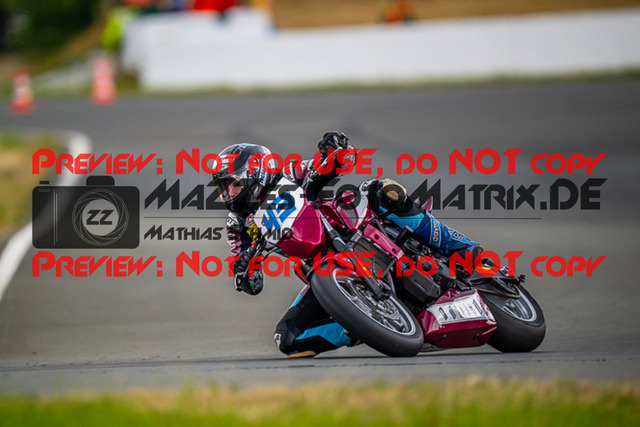 MaZZes_Fotomatrix_20230721_6007705_4994 | TWIN CUP