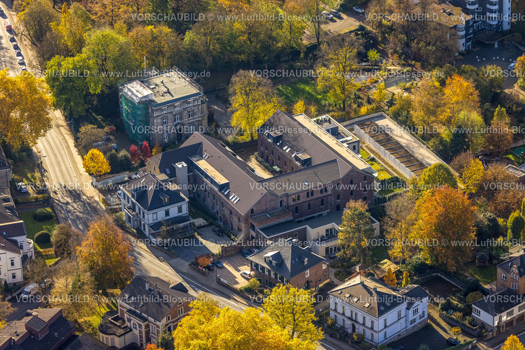 Witten231100941 | Luftbild, Baustelle mit Neubau Wohnhäuser für Lofts auf dem ehemaligen Scharfen Gelände, Baustelle Gustav-Lohmann-Villa, Witten, Ruhrgebiet, Nordrhein-Westfalen, Deutschland