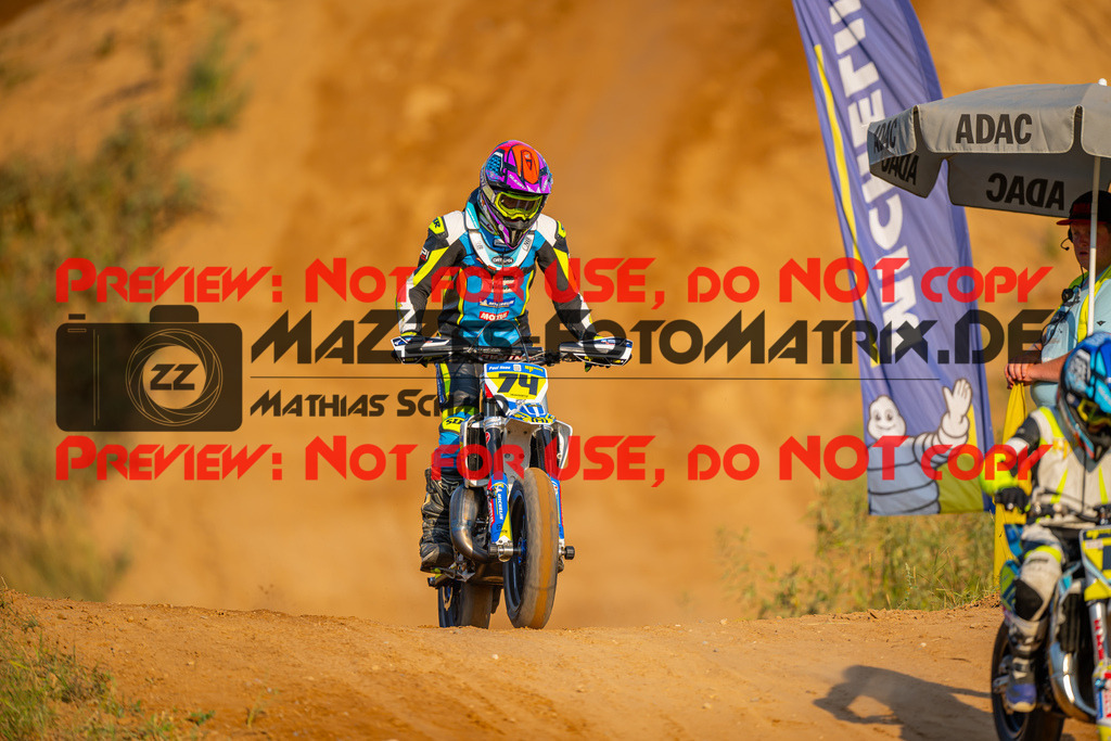 MaZZes-Fotomatrix-20260815-598899 | ROOKIES