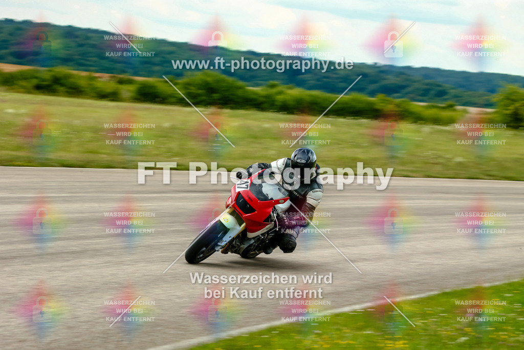 Chambley Juli-3332 | Hier findet Ihr Bilder von Touristenfahrten auf der Nürburgring Nordschleife oder von anderen Veranstaltungen die ich besucht habe. Viel Spass beim Durch Schauen 