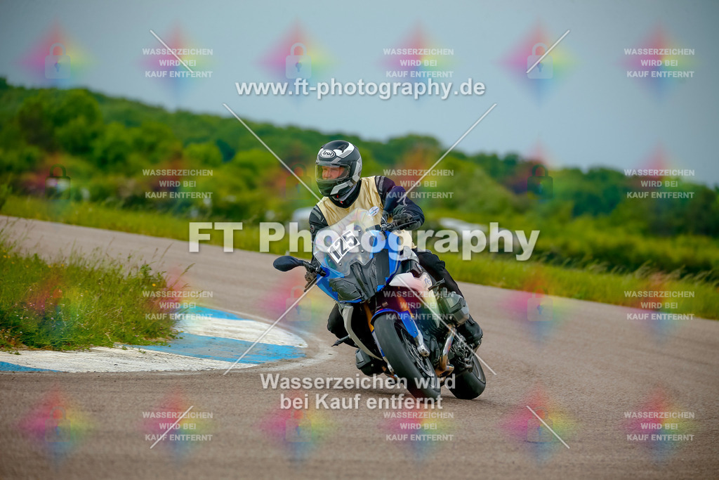 _MOT1706 | Hier findet Ihr Bilder von Touristenfahrten auf der Nürburgring Nordschleife oder von anderen Veranstaltungen die ich besucht habe. Viel Spass beim Durch Schauen 