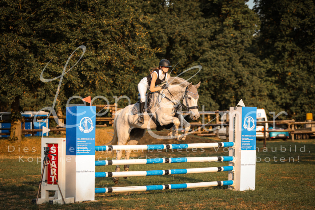 24.FrSpL00102 | Leoni Ertmer Photography - Realisiert mit Pictrs.com