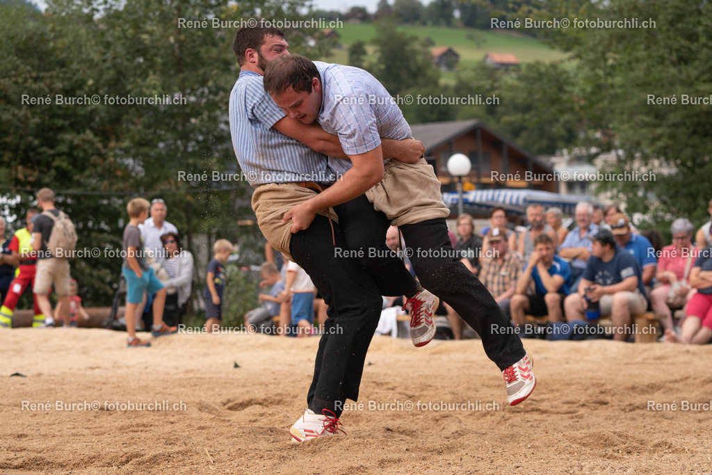 DSC00678-2 | René Burch leidenschaftlicher Fotograf aus Kerns in Obwalden.  Hier finden sie Sport, Landschaft und Natur Fotografie.
 - Realisiert mit Pictrs.com