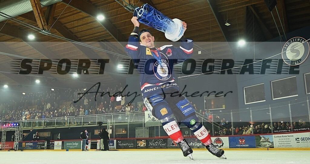 aaaaDSC_3880 | Kaufen Sie Sportbilder im Onlineshop von Andy Scherrer Sportfotografie. Faszinierende Bilder von Sportevents aus der ganzen Schweiz. Fussball, Frauenfussball, Unihockey, Handball, Schwingen und weiteren Sportarten. - Realisiert mit Pictrs.com