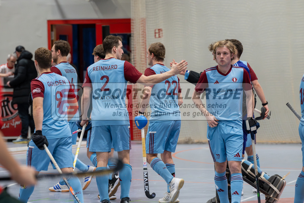 SFE_20260131_0048 | Mönchengladbach, Deutschland, 31.01.26: Hallenhockey 1. Bundesliga Herren Playoff zwischen Crefelder HTC - UHC Hamburg im GHTC Halle am 31.01.2026 in Mönchengladbach, Deutschland. (Foto von Stephan Fehrmann)Mönchengladbach, Germany, 31.01.26: Hallenhockey 1. Bundesliga Herren Playoff between Crefelder HTC - UHC Hamburg in GHTC Halle at 31.01.2026 in Mönchengladbach, Deutschland. (Foto from Stephan Fehrmann)