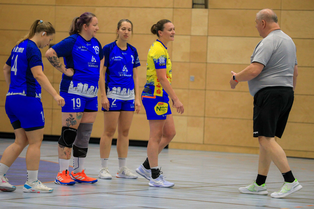 TvBorkenIII_SVN_161125_030 | Bildergalerie von Sport-Ereignissen aber auch von weiteren spannenden Dingen - nicht nur vom Niederrhein. In Anlehnung an den bekannten Spruch von Hanns Dieter Hüsch heißt das Motto: "Niederrhein ist überall".  - Realisiert mit Pictrs.com