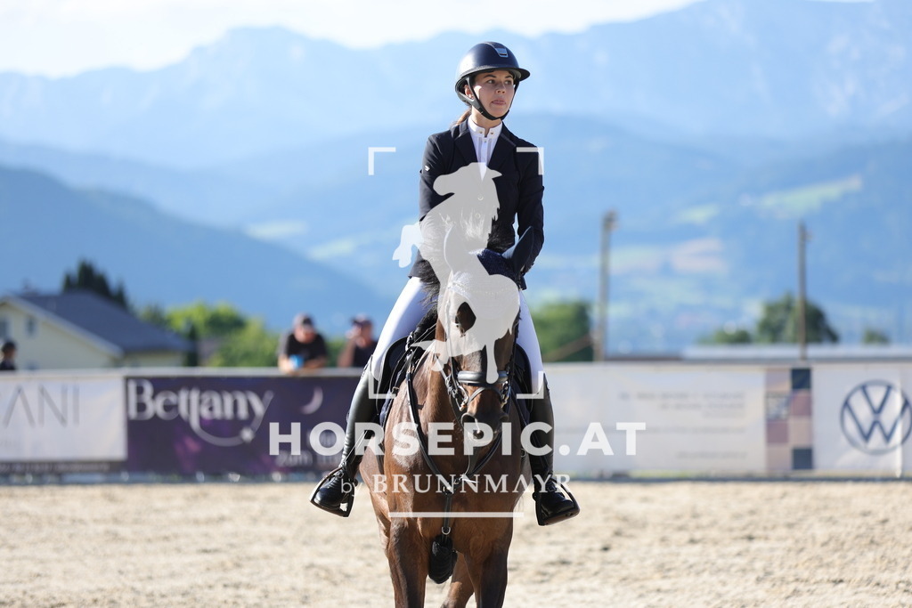 0P6A1239 | Willkommen bei Brunnmayr - Design & Fotografie – Ihrem Spezialisten für Reitturniere und Pferdeveranstaltungen in Oberösterreich, Salzburg und Bayern! Seit über 17 Jahren sind wir leidenschaftlich dabei.