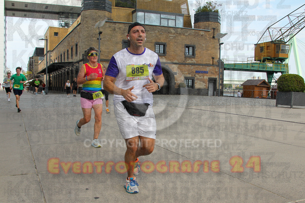 250920_1328_EV4_5717 | Sportfotografie im Rhein-Sieg Kreis, Köln, Bonn, NRW, Rheinland Pfalz, Hessen, etc. Unser Tätigkeitsfeld umfasst den Laufsport vom Volkslauf über den Marathon, Duathlon, Triathon bis zum Ultralauf wie Kölnpfad Ultra oder Schindertrail.
