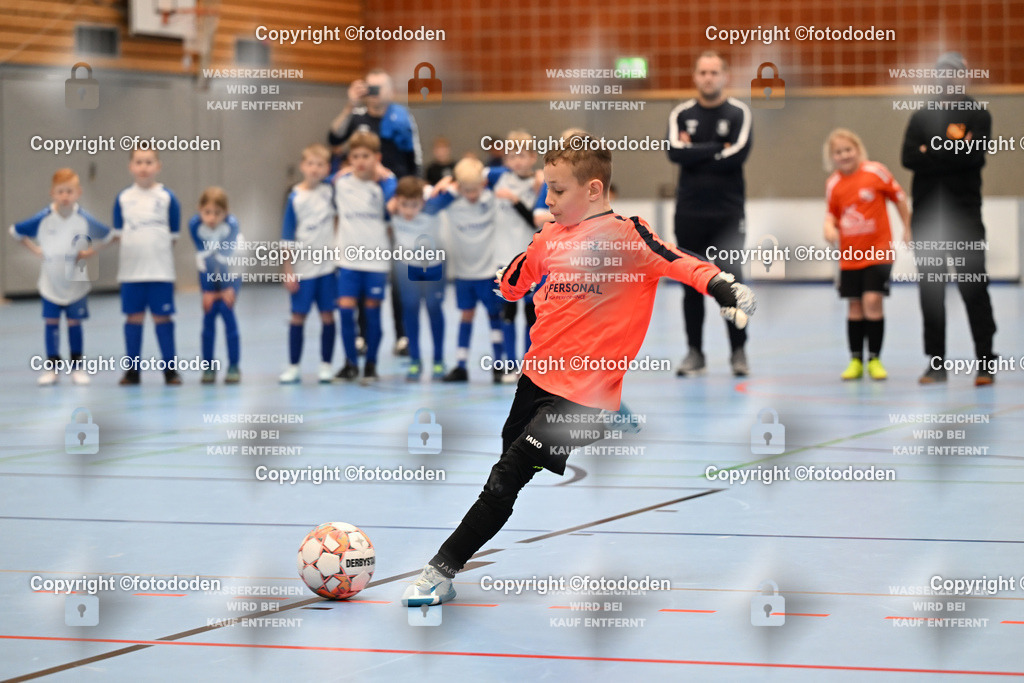 DSC_0009 | TuS Esens 2 vs. TuS Leerhafe (orange) 9m schießen 