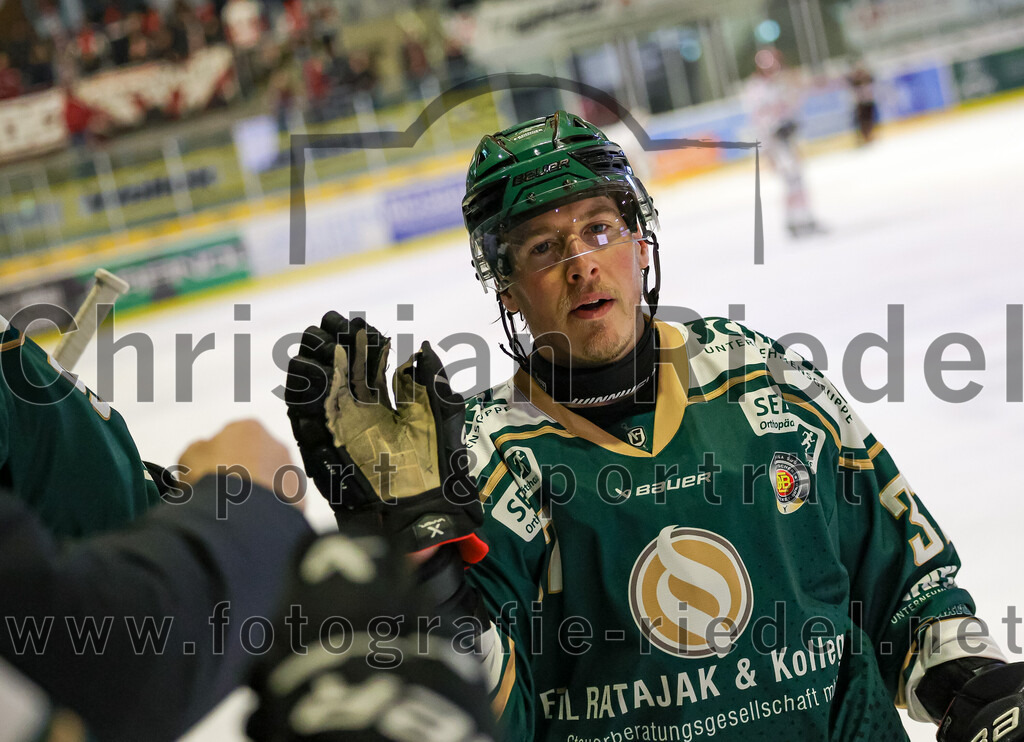 2026-02-08_053_TSV_Erding_gegen_ECDC_Memmingen_Indians | Erding, Deutschland, 08.02.2026:Eishockey, Oberliga Süd 2025 / 2026, 45. Spieltag, TSV Erding gegen ECDC Memmingen Indians, Endergebnis: Foto: Christian Riedel / fotografie-riedel.net