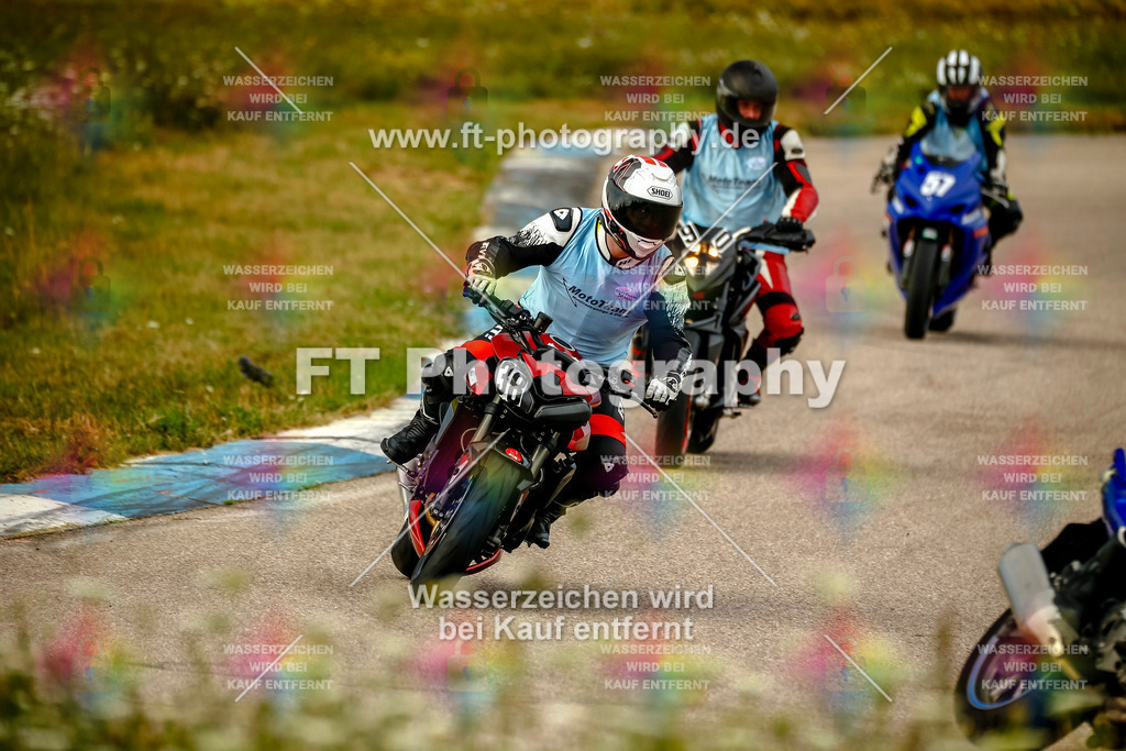 Chambley Juli-0895 | Hier findet Ihr Bilder von Touristenfahrten auf der Nürburgring Nordschleife oder von anderen Veranstaltungen die ich besucht habe. Viel Spass beim Durch Schauen 