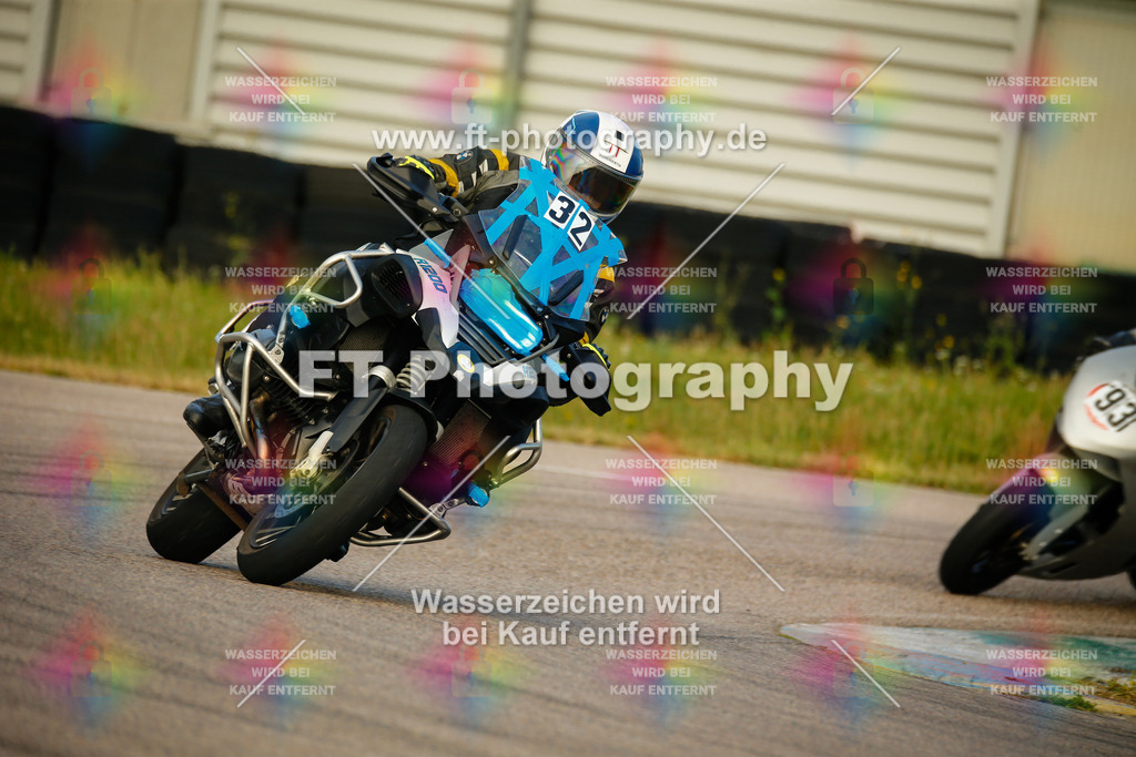 _MOT5210 | Hier findet Ihr Bilder von Touristenfahrten auf der Nürburgring Nordschleife oder von anderen Veranstaltungen die ich besucht habe. Viel Spass beim Durch Schauen 