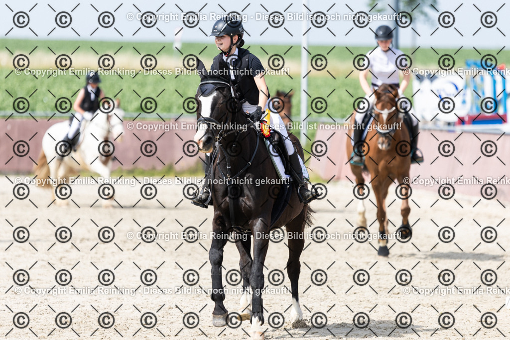 CL5A4290 | Emilia Reinking Fotografie - Realisiert mit Pictrs.com