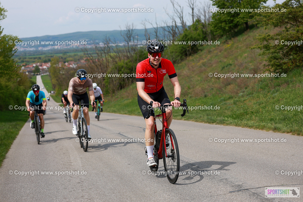396_AR6_0341 | Neusiedlersee Radmarathon 2026@sportshot_your_pictrs #yourpictures#roadtowm2029 #nrm #neusiedlerseeradmarathon #neusiedlersee #neusiedlerseetourismus #burgenland #mörbisch #nrm26 #burgenlandtourismus #voglundco #poweredbyburgenlandtourismus #radsport #rad #marathon #ucigranfondo #visitburgenland #ucigranfondoworldseries