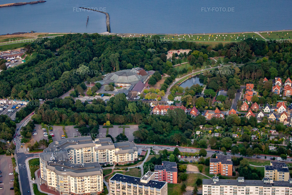 Luftbild: Kurparkresidenz im Ortsteil Döse in Cuxhaven im Bundesland Niedersachsen in Deutschland. Foto: IMG_70471.jpg vom 06.08.2014 durch Werner Riehm/FLY-FOTO.de