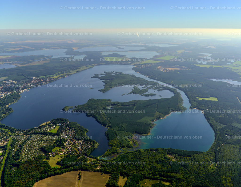 3637006 | SENFTENBERG 25.08.2016 Uferbereiche der Stadt Senftenberg am Seegebiet des Senftenberger See im Bundesland Brandenburg, Deutschland. // Riparian areas of the city Senftenberg at the lake area of Senftenberger See in the state Brandenburg, Germany. Foto: Gerhard Launer
