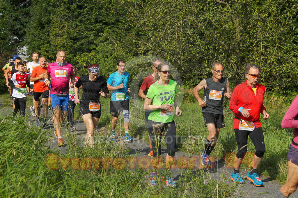 240915_1104_EV4_6562 | Sportfotografie im Rhein-Sieg Kreis, Köln, Bonn, NRW, Rheinland Pfalz, Hessen, etc. Unser Tätigkeitsfeld umfasst den Laufsport vom Volkslauf über den Marathon, Duathlon, Triathon bis zum Ultralauf wie Kölnpfad Ultra oder Schindertrail.