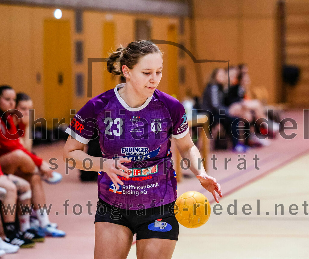2024-01-27_023_SpVgg_Altenerding_II_gegen_TV_Altoetting_II | Erding, Deutschland, 27.01.2024:
Handball, Bezirksliga Frauen Altbayern 2023 / 2024, 10. Spieltag, SpVgg Altenerding II gegen TV Altötting II, Endergebnis: 17:29

Sophie Lößl (SpVgg Altenerding, #23)

Foto: Christian Riedel / fotografie-riedel.net
