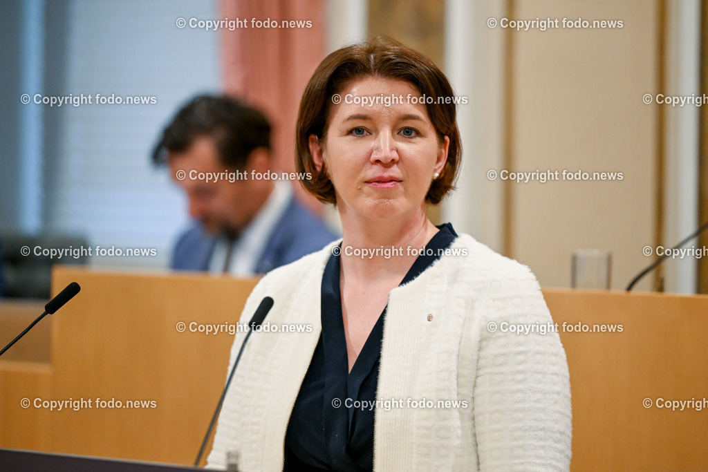 Landhaus Linz_ Promenade_ Landtagssitzung_ 07.03.2024-30 | 07.03.2024, Landhaus Linz AUT, Promenade, Landtagssitzung, im Bild LRin Michaela Langer Weninger (VP)