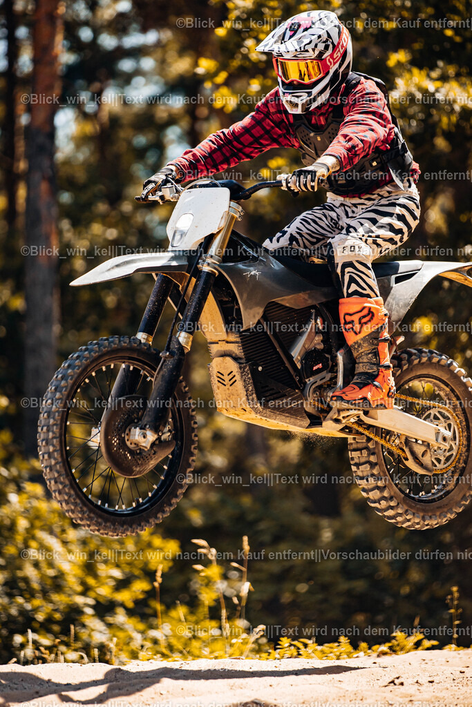 E68A1269 | blick_win_kel