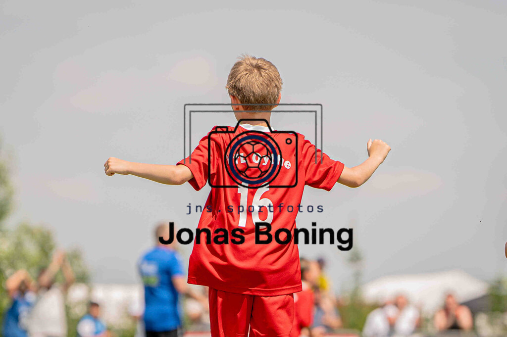 Fußball I E-Junioren I Saison 2025-2026 I OM-Cup Lüsche I Sonntag  I 23795 | jns.sportfotos - Realisiert mit Pictrs.com