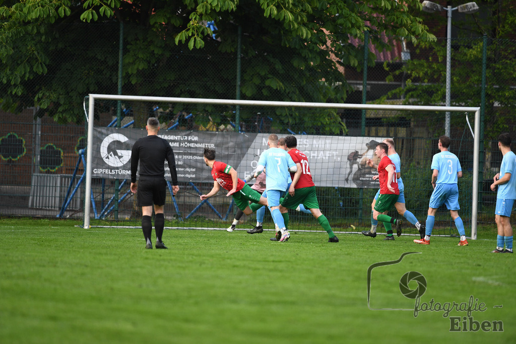 BV Bockhorn-SG FriPe | Relegation zur Kreisliga; BV Bockhorn (blau)-SG FriPe (rot) am 05.06.2025 in Oldenburg/Ofenerdiek (Lagerstraße), Photo: Philip Eiben 2025 - Realisiert mit Pictrs.com