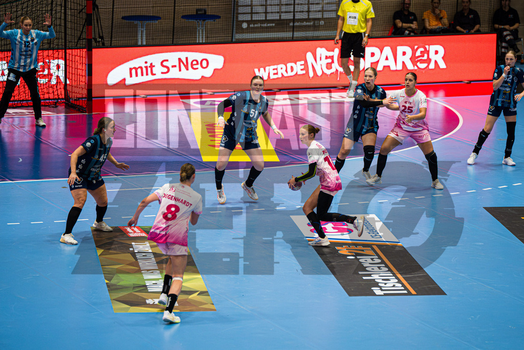 Handball I Frauen I Saison 2026-2027 I Bundesliga I Buxtehuder SV - HSG Bensheim-Auerbach | CONTRAST ZERØ MEDIA - Realisiert mit Pictrs.com