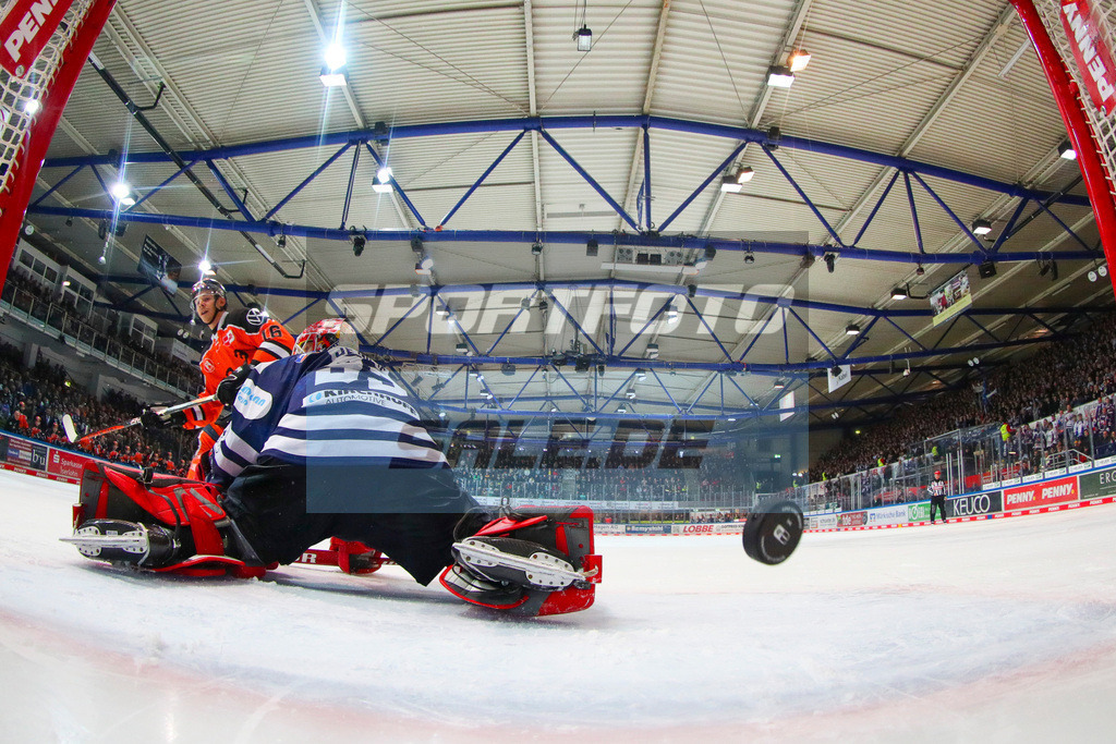 Iserlohn Roosters - Grizzlys Wolfsburg | 
DEL: Iserlohn Roosters - Grizzlys Wolfsburg - Realisiert mit Pictrs.com