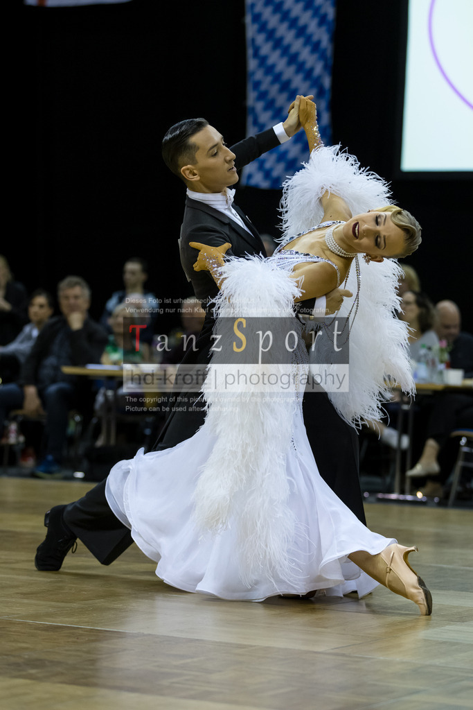 20241102_DC_HGR_Std_08986 | Tanzsportbilder, Standardtanz, Lateintanz, WDSF, DTV, LTVB, dancecomp, goc, hessen tanzt, blaues band der spree, walzer, tango, wiener walzer, slowfox, quickstepp, samba, rumba, cha-cha-cha, paso doble. jive, hd-kroft photography, turniertanzsport