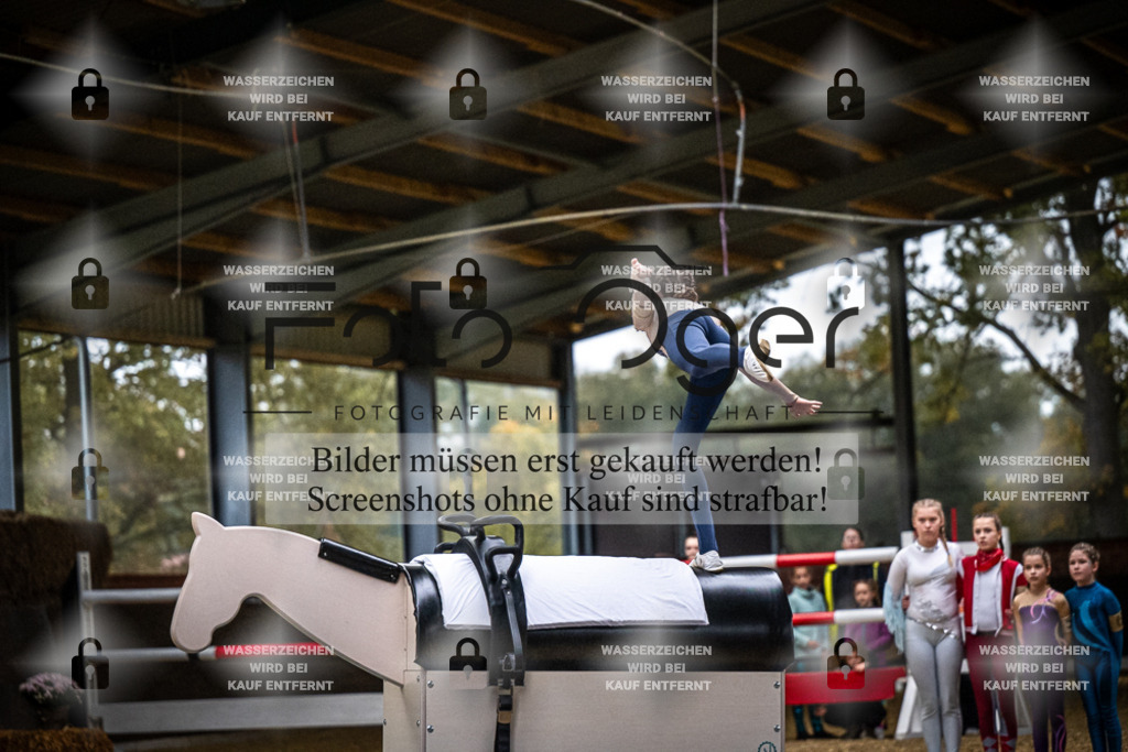 DOS_0107 | Entdecke hochwertige Reitturnierfotos von Foto Oger. Professionell, emotional und authentisch – jetzt Lieblingsmomente im Shop bestellen.Deutschlandweite Turnierfotografie. - Realisiert mit Pictrs.com