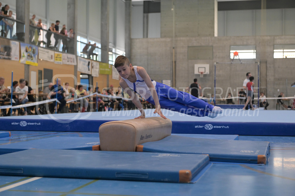 104. Zürcher Kunstturnertage Neftenbach - 14. May 2022 | 104. Zürcher Kunstturnertage Neftenbach
Turnhalle Ebni, Neftenbach
Programm 3/4 (P3/P4)
Bild: Sportfotografie Markus Aeschimann | www.markus-aeschimann.ch - Realisiert mit Pictrs.com