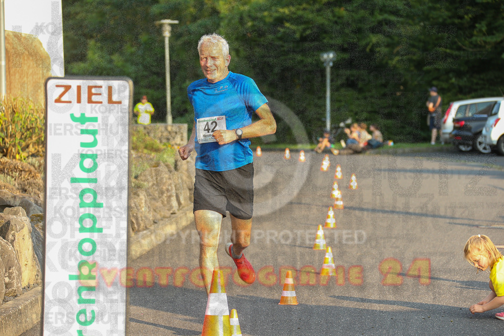 240802_1907_EX1_6061 | Sportfotografie im Rhein-Sieg Kreis, Köln, Bonn, NRW, Rheinland Pfalz, Hessen, etc. Unser Tätigkeitsfeld umfasst den Laufsport vom Volkslauf über den Marathon, Duathlon, Triathon bis zum Ultralauf wie Kölnpfad Ultra oder Schindertrail.