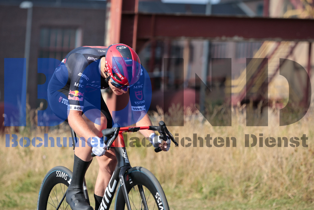 SES_DEUTOU20250820-44 | bond - Realisiert mit Pictrs.com