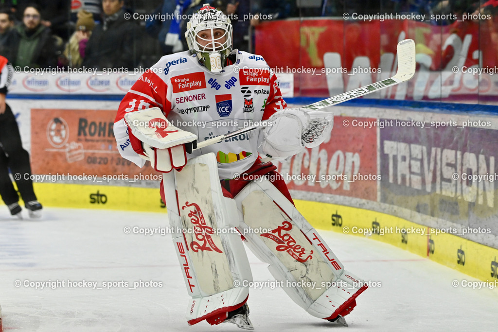 EC IDM WÄRMEPUMPEN VSV vs. HCB Südtirol Alperia, ÖEHV, | #38 Samuel Harvey HCB Südtirol Alperia, EC IDM WÄRMEPUMPEN VSV vs. HCB Südtirol Alperia, ÖEHV, EC IDM WÄRMEPUMPEN VSV vs. HCB Südtirol Alperia am 03.12.2025 in Villach (Stadthalle Villach), Austria, (Photo by Bernd Stefan)