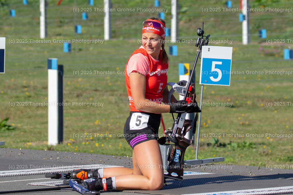 Deutsche Meisterschaften Biathlon 2018 | Deutsche Meisterschaften Biathlon 2018, Massenstart Frauen am 15.09.2018 in der DKB SKI ARENA in Oberhof, (Deutschland)

Bild: Luise Kummer vom SV Frankenhain / BwO (5) - Realisiert mit Pictrs.com