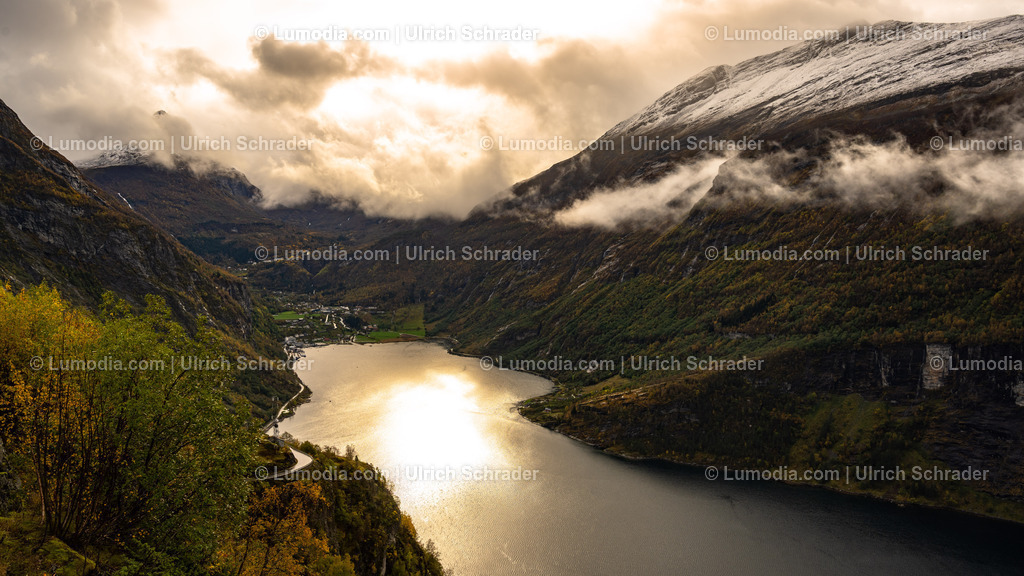 10047-10032 - Am Geirangerfjord - Norwegen | Stockfoto und Bilderpool mit Bildmaterial aus Deutschland, dem Harz, Halberstadt, Quedlinburg, Wernigerode und weltweit. Qualitativ hochwertige und professionelle Fotos anschauen und kaufen. - Realisiert mit Pictrs.com