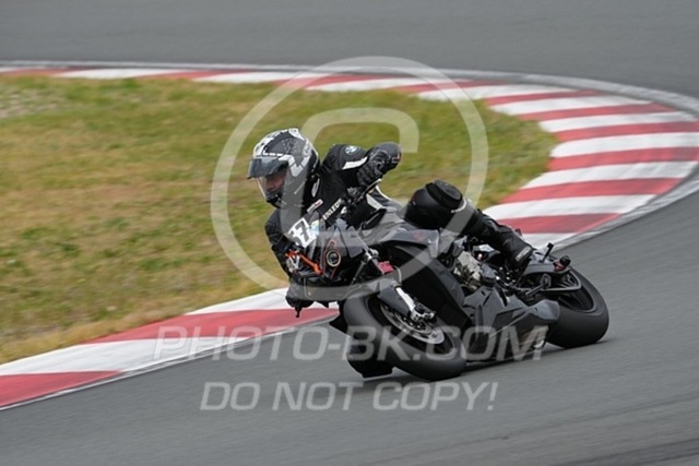 2024_05_19_PBK_45453 | Sportfotografie; SlowMotion; Video; Rennstrecke; Hafeneger; Speer; Racing; RSE; BMW; CBO; Trackday; Motorsportarena; Hockenheimring; Brno; Most; Barcelona; Valencia