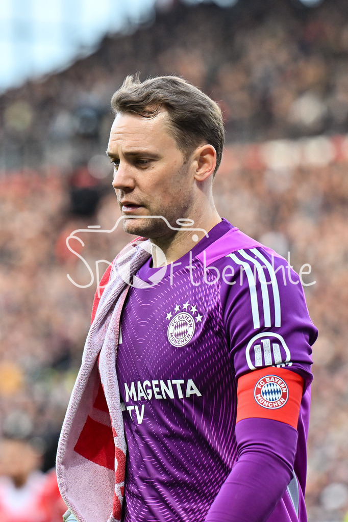 FC St. Pauli - FC Bayern München | ST. PAULI, DEUTSCHLAND - 11. APRIL: im Bild Manuel NEUER (FC Bayern Munich 1) / Einzelfoto / Freisteller während dem Bundesligamatch zwischen dem FC St. Pauli und dem FC Bayern München am 29. Spieltag im Millerntor Stadion / DFL REGULATIONS PROHIBIT ANY USE OF PHOTOGRAPHS AS IMAGE SEQUENCES AND/OR QUASI-VIDEO