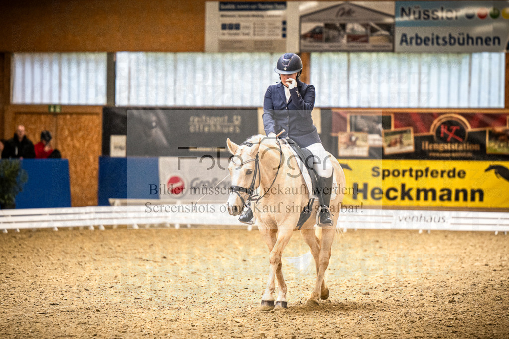 DOS_3994 | Entdecke hochwertige Reitturnierfotos von Foto Oger. Professionell, emotional und authentisch – jetzt Lieblingsmomente im Shop bestellen.Deutschlandweite Turnierfotografie. - Realisiert mit Pictrs.com