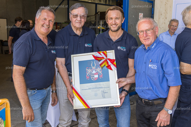 Verleihung des Kärntner Landeswappen an die Firma EFG | Bildershop von pixelworld.at - Realisiert mit Pictrs.com