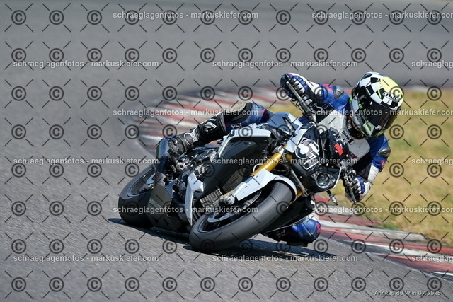 25bt04-0735 | markuskiefer.com - Realisiert mit Pictrs.com