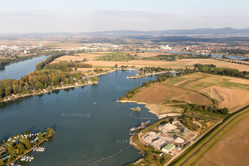 Luftbild: Eich, Eicher See in Eich im Bundesland Rheinland-Pfalz in Deutschland. Foto: IMG_094655.jpg vom 21.09.2016 durch Werner Riehm/FLY-FOTO.de